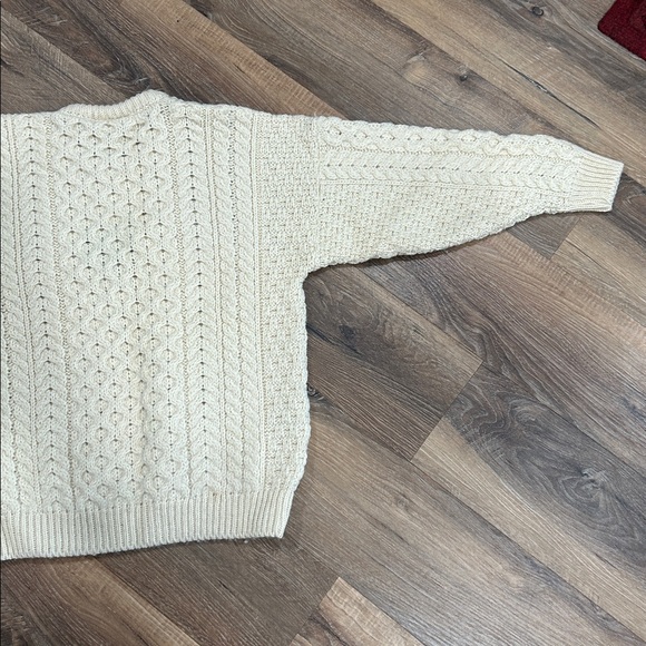 Carriage Donn Aran Pure New Wool Sweater Made in Ireland Size XL kids Cream - Picture 14 of 15